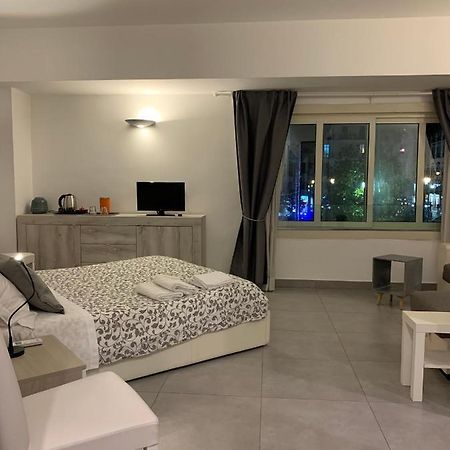 Apartamento Myb Nápoles Exterior foto