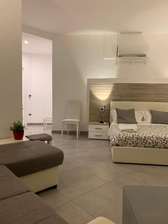 Apartamento Myb Nápoles Exterior foto
