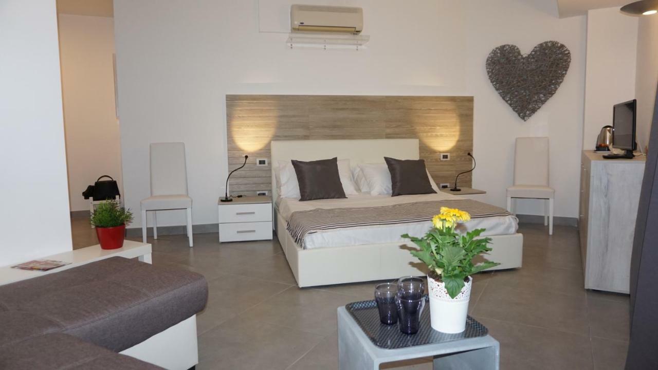 Apartamento Myb Nápoles Exterior foto