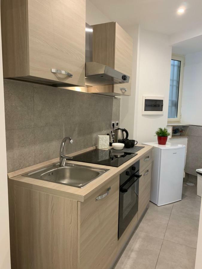 Apartamento Myb Nápoles Exterior foto